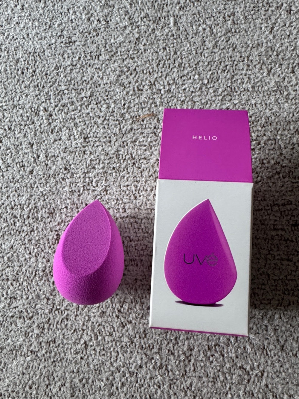 Uve Beauty Makeup Sponge - Light Pink & White Box